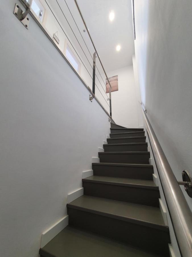 Moderno Duplex Comfort Росес Екстериор снимка