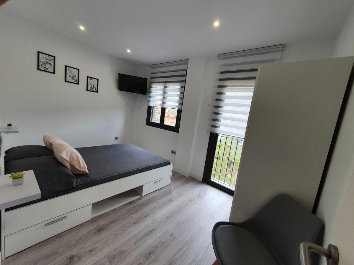 Moderno Duplex Comfort Росес Екстериор снимка